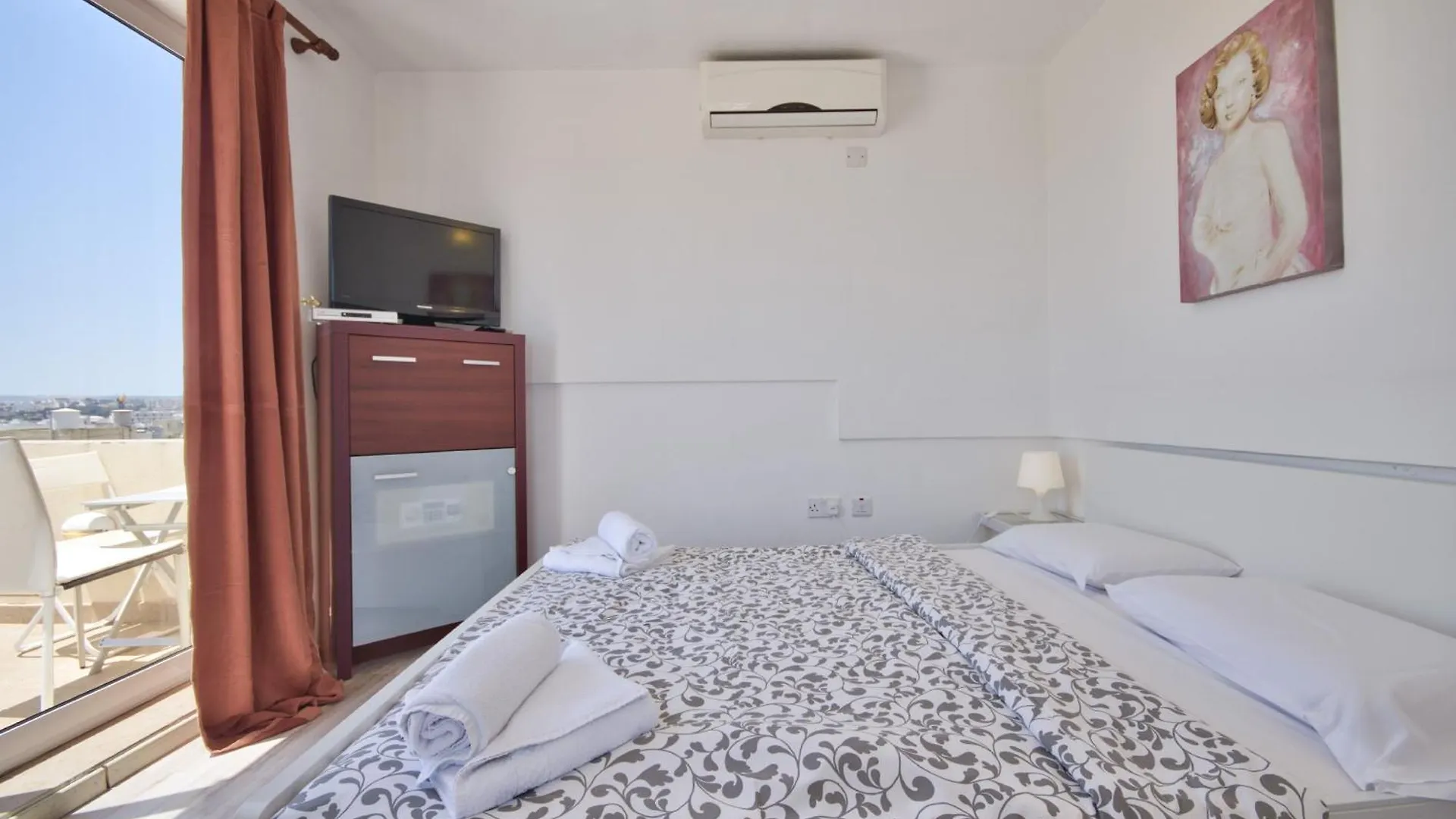 St Helen Residences - Spacious Sliema Apartments & Penthouses - Shortletsmalta 0*,  Malta